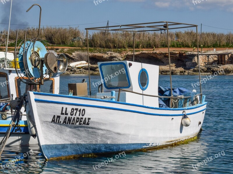 Boat Harbor Fishing Shelter Sea Traditional