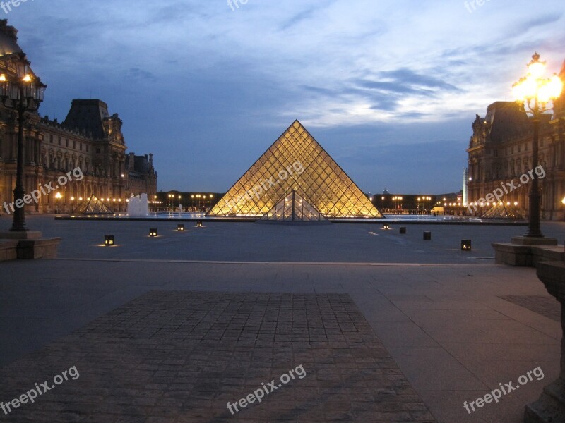 Louvre Louvre Pyramid Paris France Pyramid