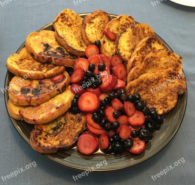 Breakfast French Toast Berries Plate Caramelized