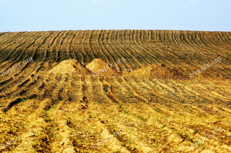 Field Furrow Excavation Work Horizon