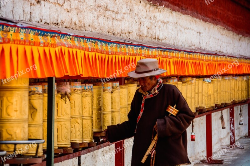 Lhasa The Potala Palace Prayer The Old Man Free Photos