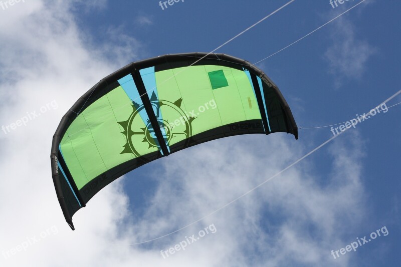 Kite Kiteboarding Kitesurfing Water Sport