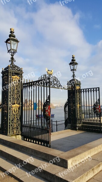 Greenwich Gate Open Thames Free Photos