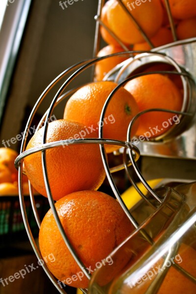 Oranges Juice Machine Market Stall