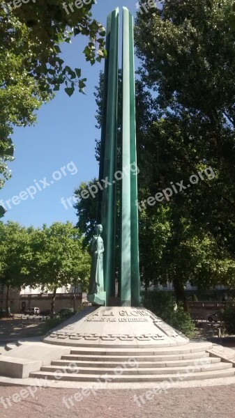 Monument Obelisk Markets Place Trees