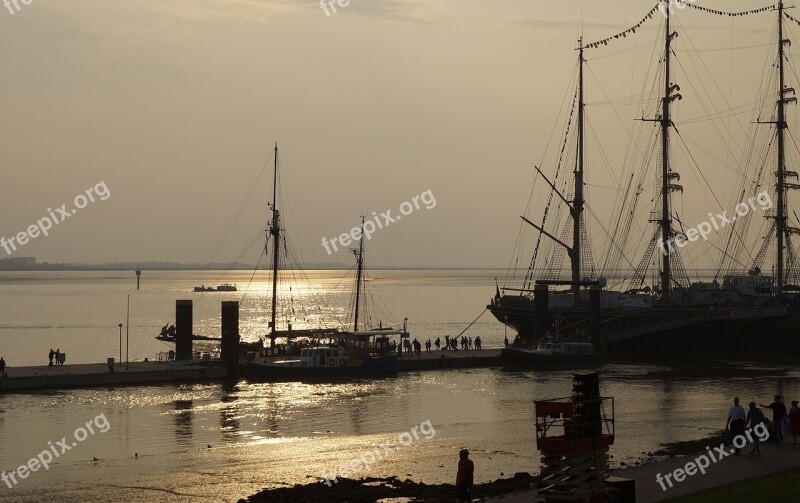 North Sea Port Backlighting Windjammer Water