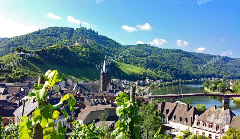 Bernkastel Cues Mosel Sachsen Germany