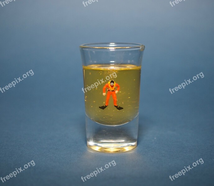 Divers Glass Figure Drink Liquid