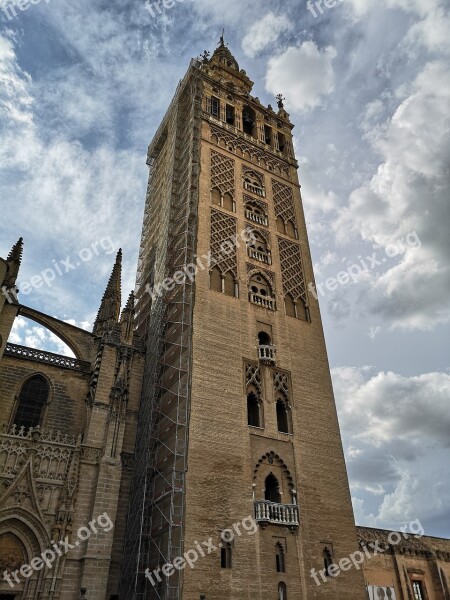 Sevilla Giralda Clouds Nubes Free Photos