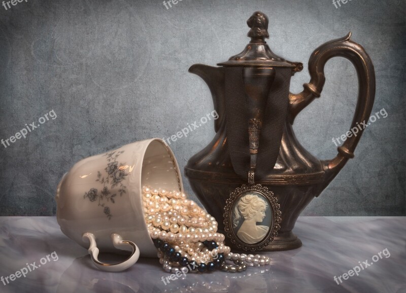 Jewelry Coffee Pot Coffee Cup Pearls Silver