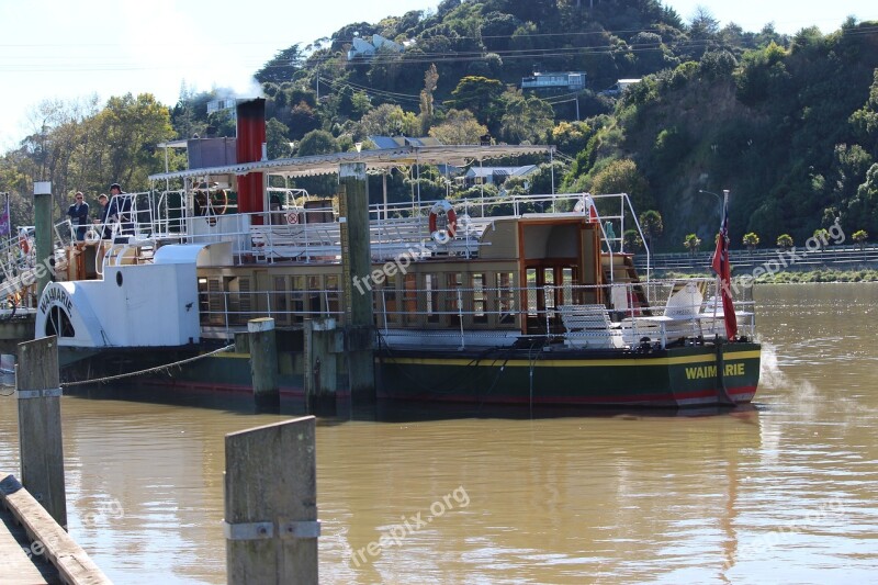 Riverboat Steamboat Paddle Steamer Old Style Boat