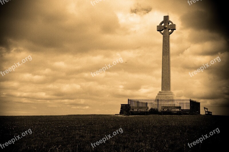 Cross Tennyson Moody Isle Of Wight Vignette