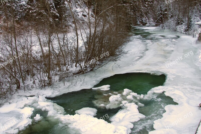 Torrent Ice Val Badia Trentino Alto Adige Winter