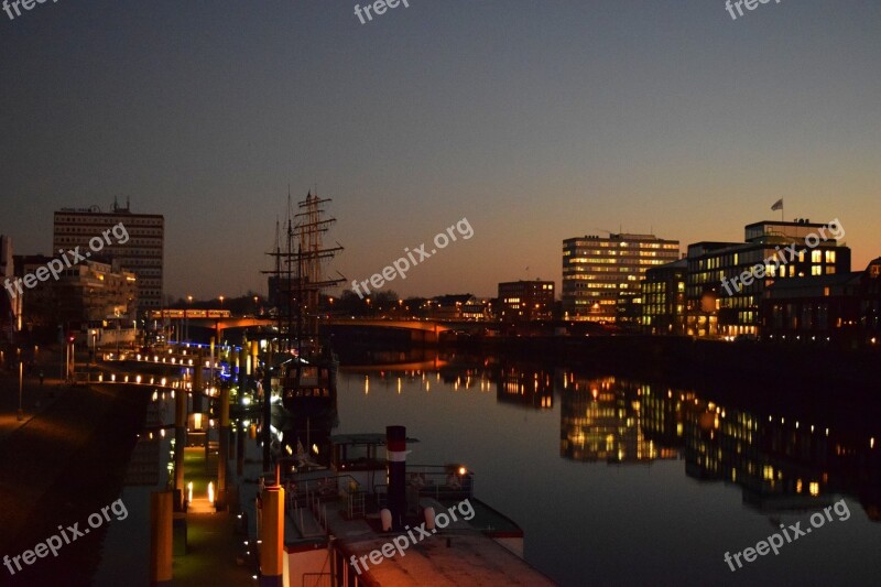 Bremen Weser Sunset Kill Ships