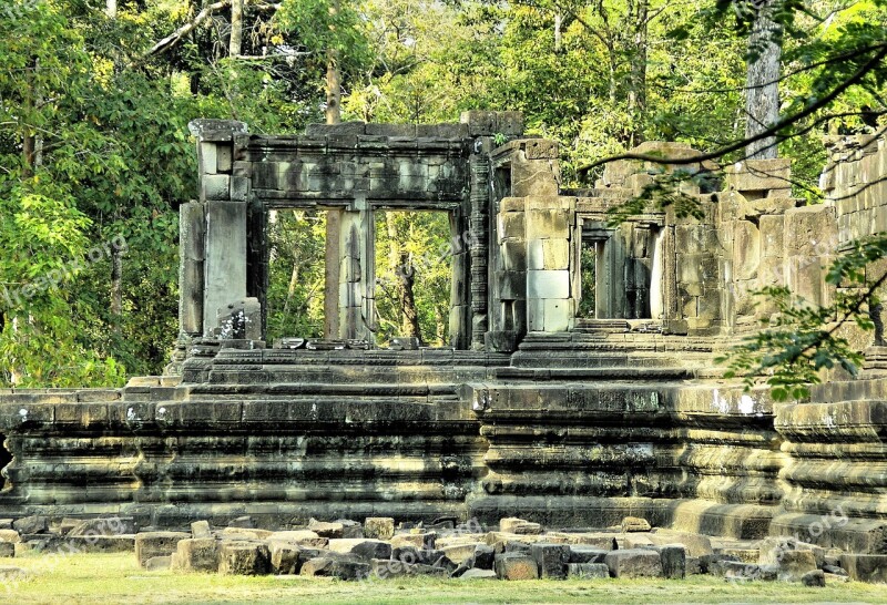 Cambodia Angkor Temple Bantaey Srei Khmer