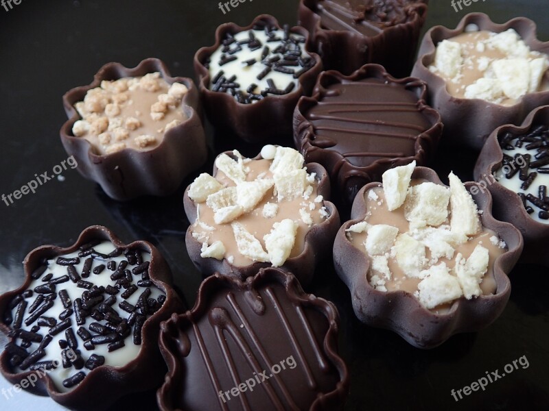 Bonbons Chocolate Pralines Chocolate Background Addiction