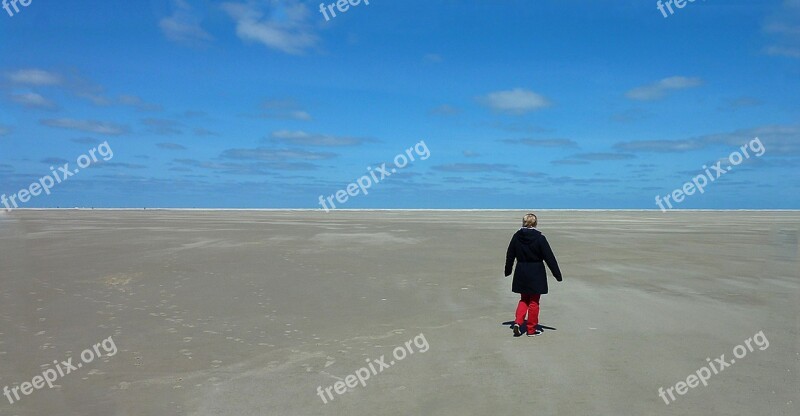 Beach Walk On The Beach Watts Sand Sea