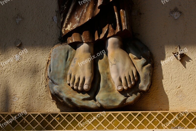 Feet Statue Sculpture Foot Monument