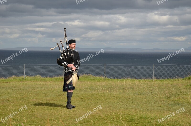 Scotland Isle Of Skye Scottish Piper Free Photos