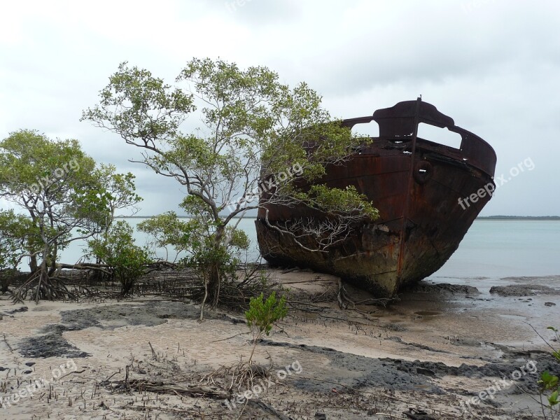 Relic Ship Wreckage Shipwreck Old