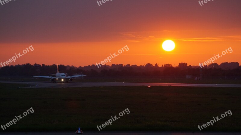 Sunset Airport Flying Aircraft Evening Sky