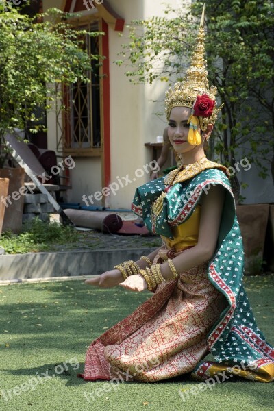 Thai Traditional Dance Dancing Thai Culture Thailand Culture