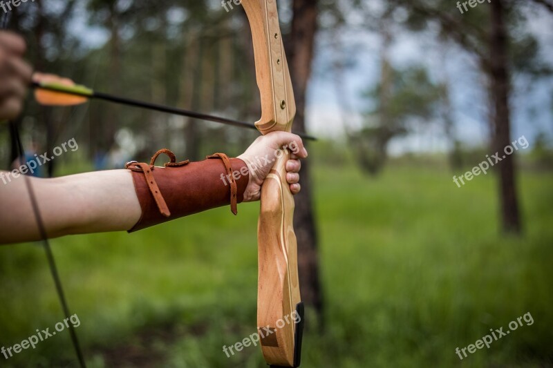 Arrow Hand Shooting Forest Brown