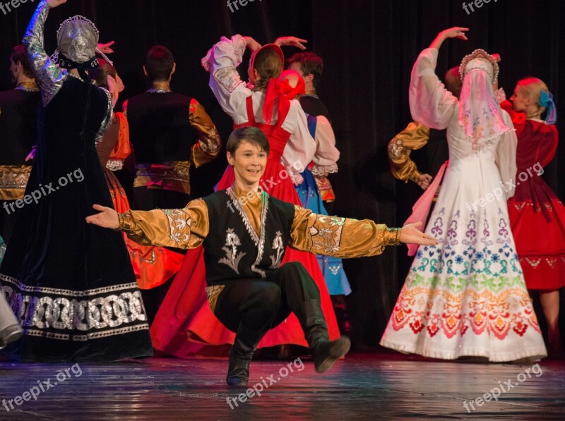 Russian Folklor Berezka Concert National