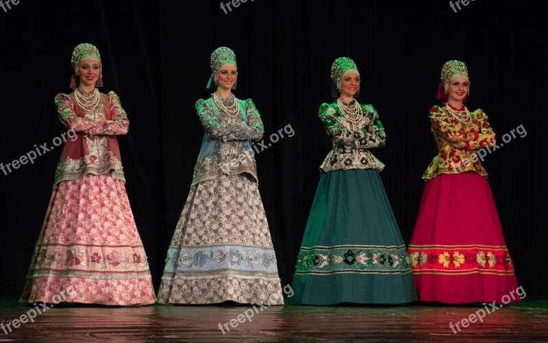 Russian Folklor Berezka Concert National