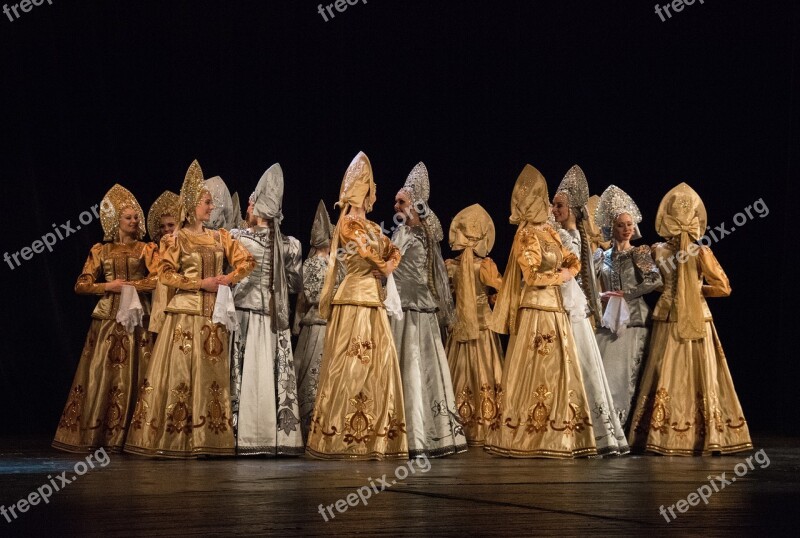 Russian Folklor Berezka Concert National