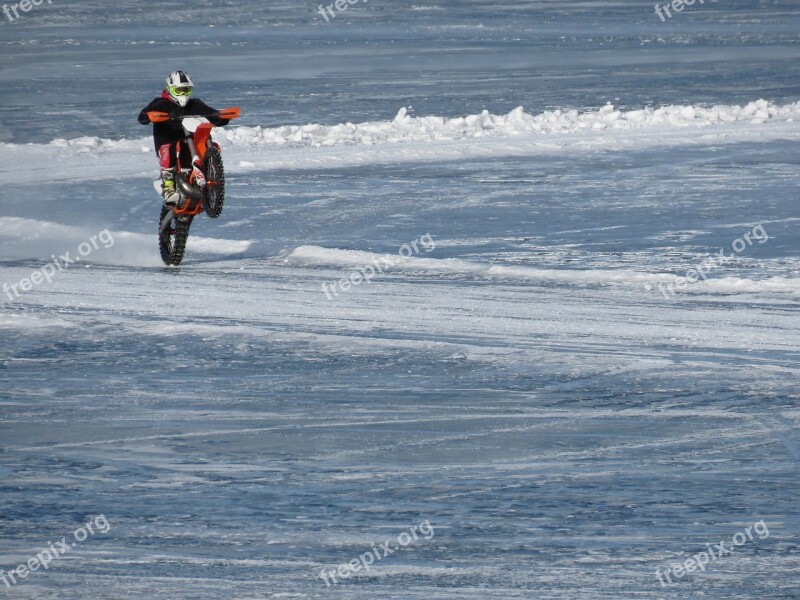 Motorcycle Wheelie Stunt Tricks Brave