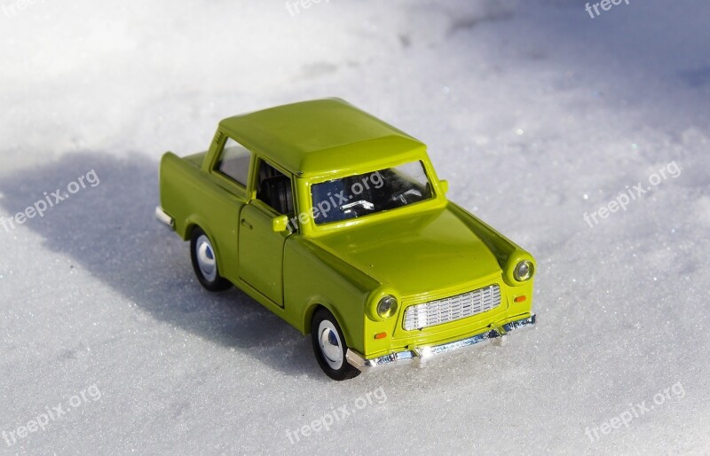 Model Car Satellite Auto Ddr Trabi