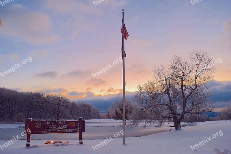 Winter Park Flag Pole Tree Sunrise