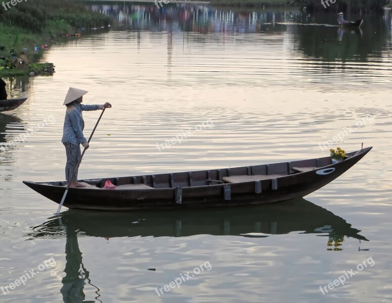 Viet Nam Hoi-an Boat Evening Light