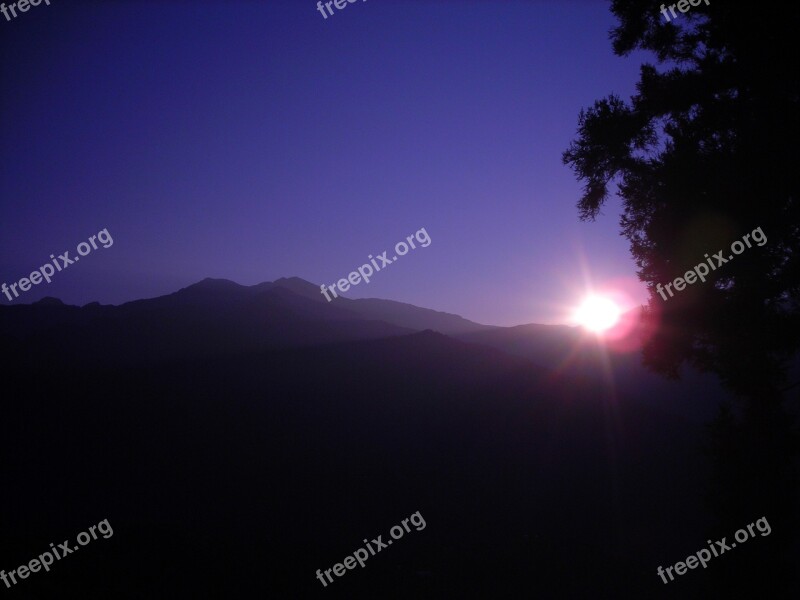 Towards The Sun Early In The Morning Mountain Sun Free Photos