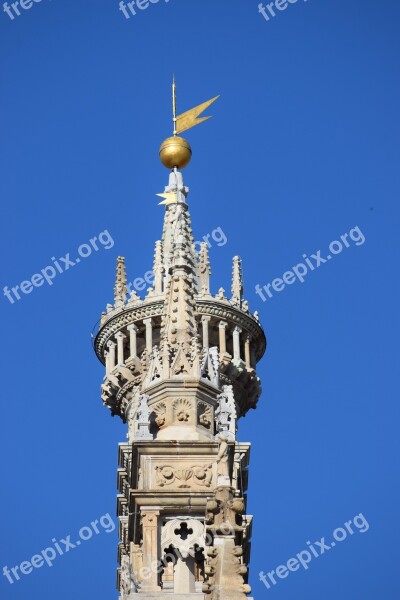 Spire Duomo Como Lombardy Italy