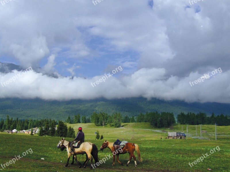 China Xinjiang Herdsmen Transition The Scenery Country Horses