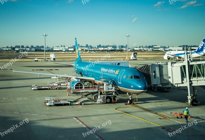 Airplane Airport Boarding Aircraft Blue Sky