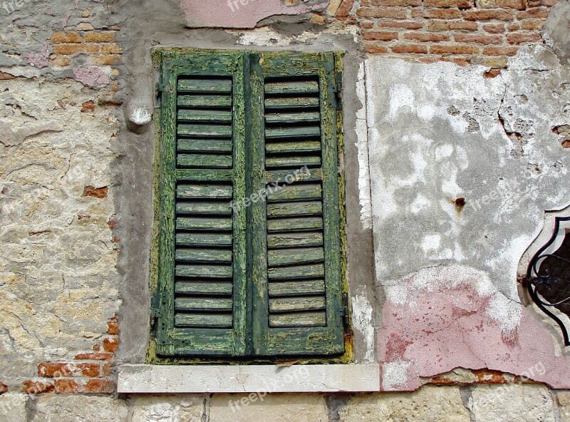 Venice Window Blind End Time