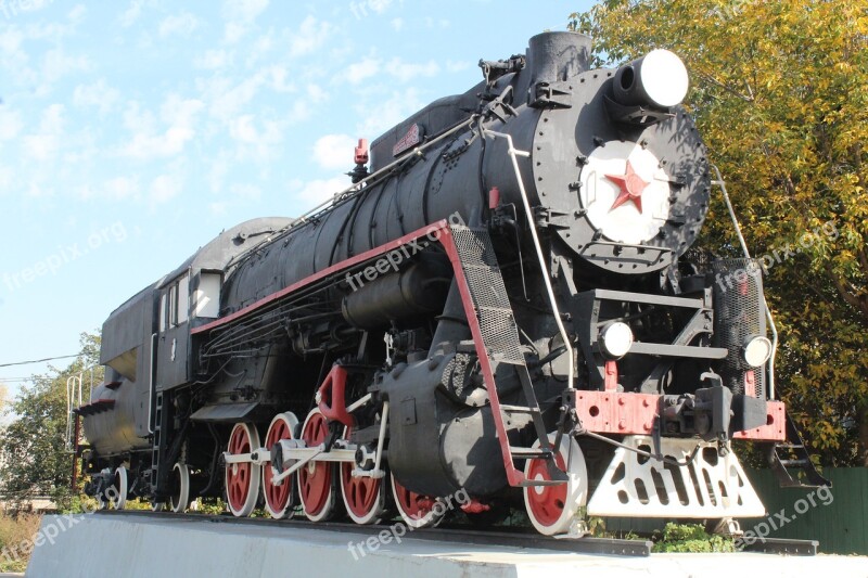 Steam Locomotive Monument Locomotive Iron Free Photos