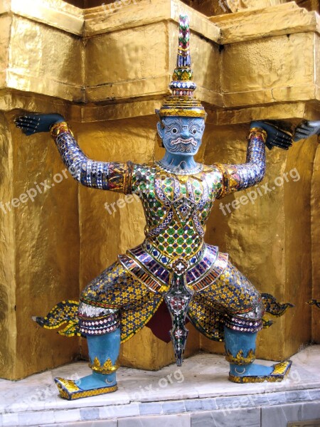 Bangkok Jewels Gold Statue Thailand