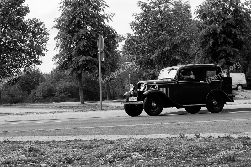 Black And White Auto Oldtimer Historically Opel