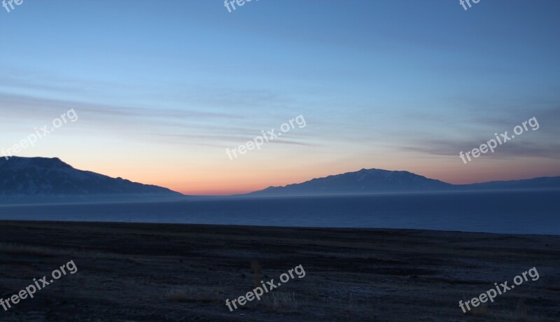 In Xinjiang Sailimu Lake Prairie Snow Mountain Free Photos