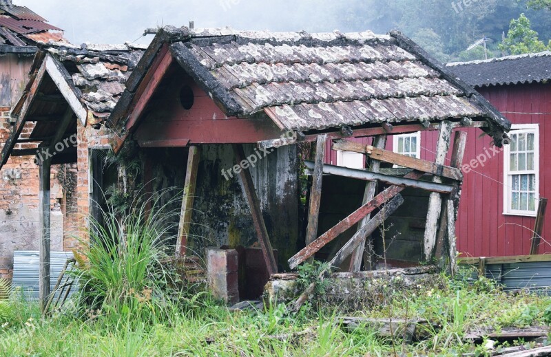 Home Ceiling Roof Landscape Broken