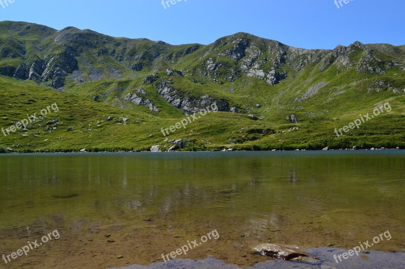 Lake Garfagnana Upstream Prado Tuscany