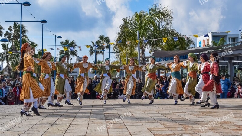 Dancers Girls Motion Traditional Folkloric