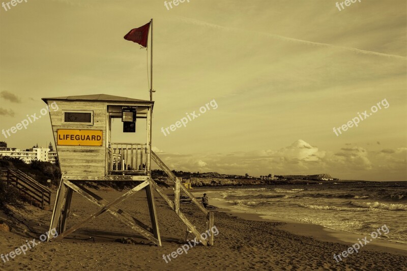 Lifeguard Tower Beach Winter Scenery