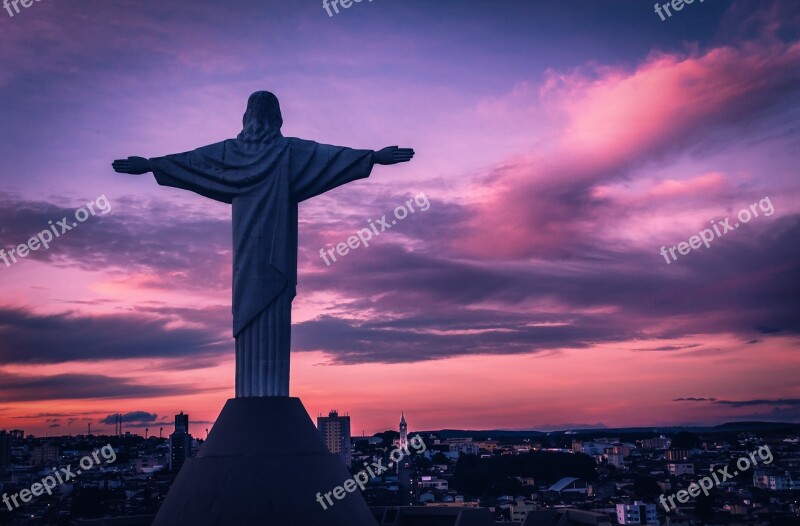 Araxá Mirante Brazil Sunrise Statue