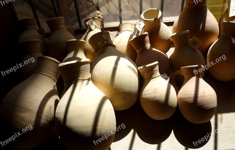 Sound Vase Hand Labor Oman Morocco