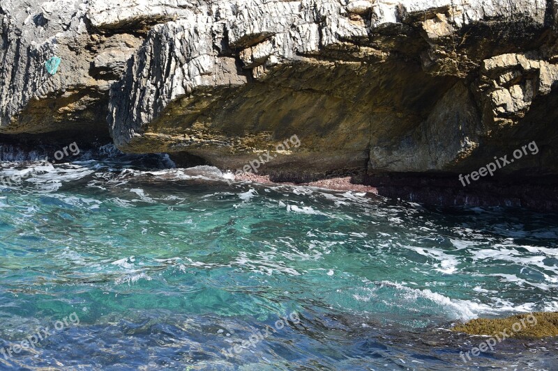 Sea Spray Scoglio Drills Water